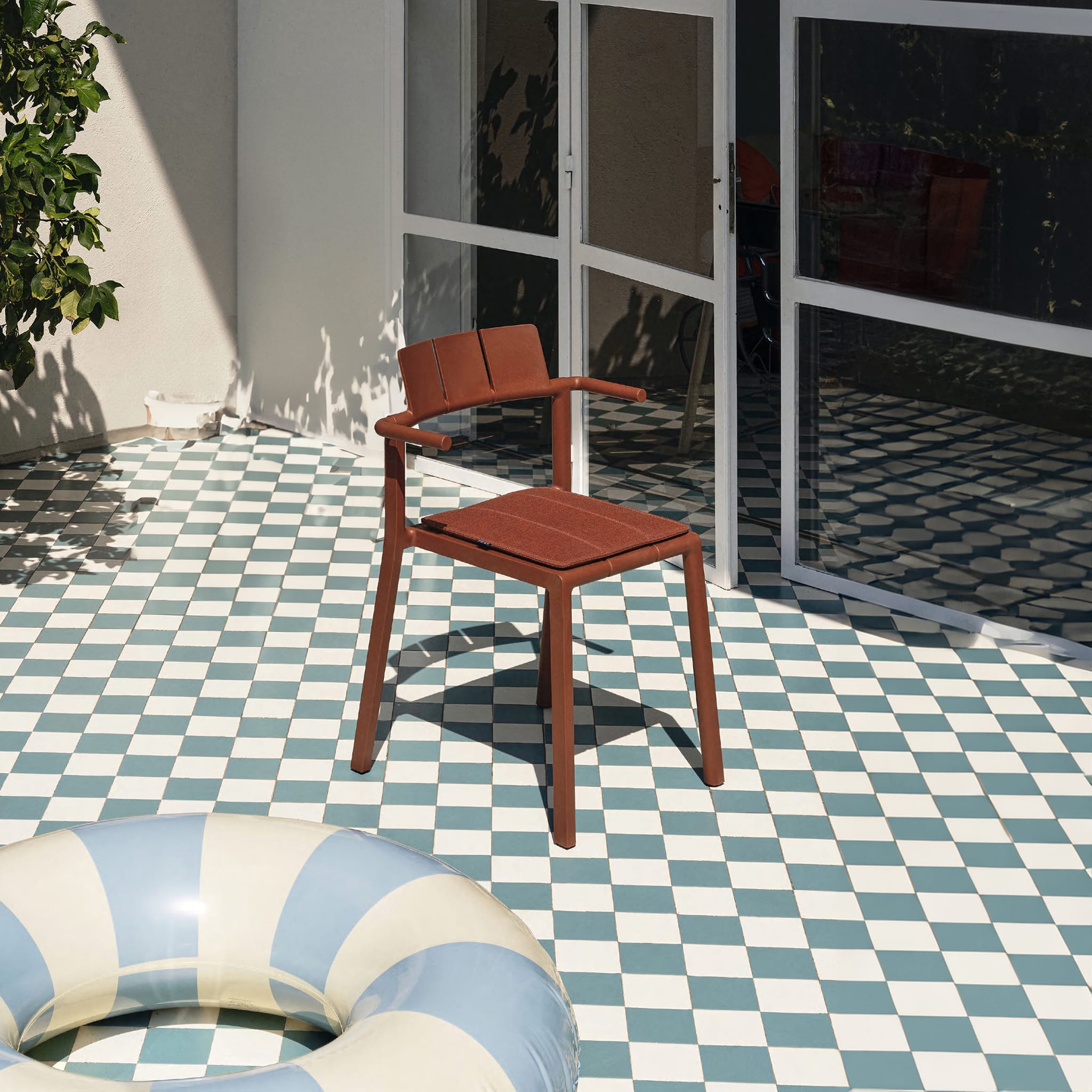 Yard Armchair - Indoor & Outdoor Use