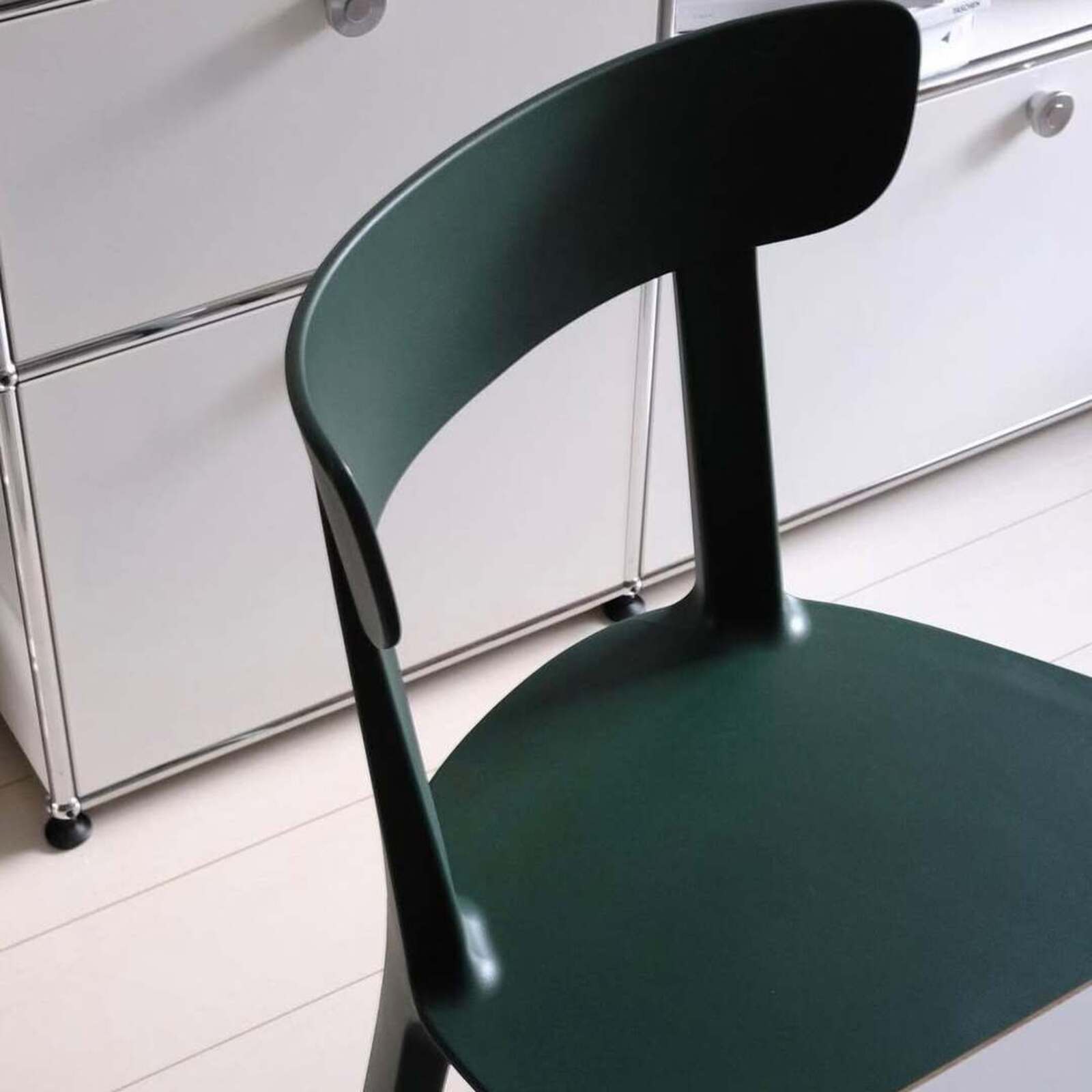 Cadrea Chair - Indoor & Outdoor Use