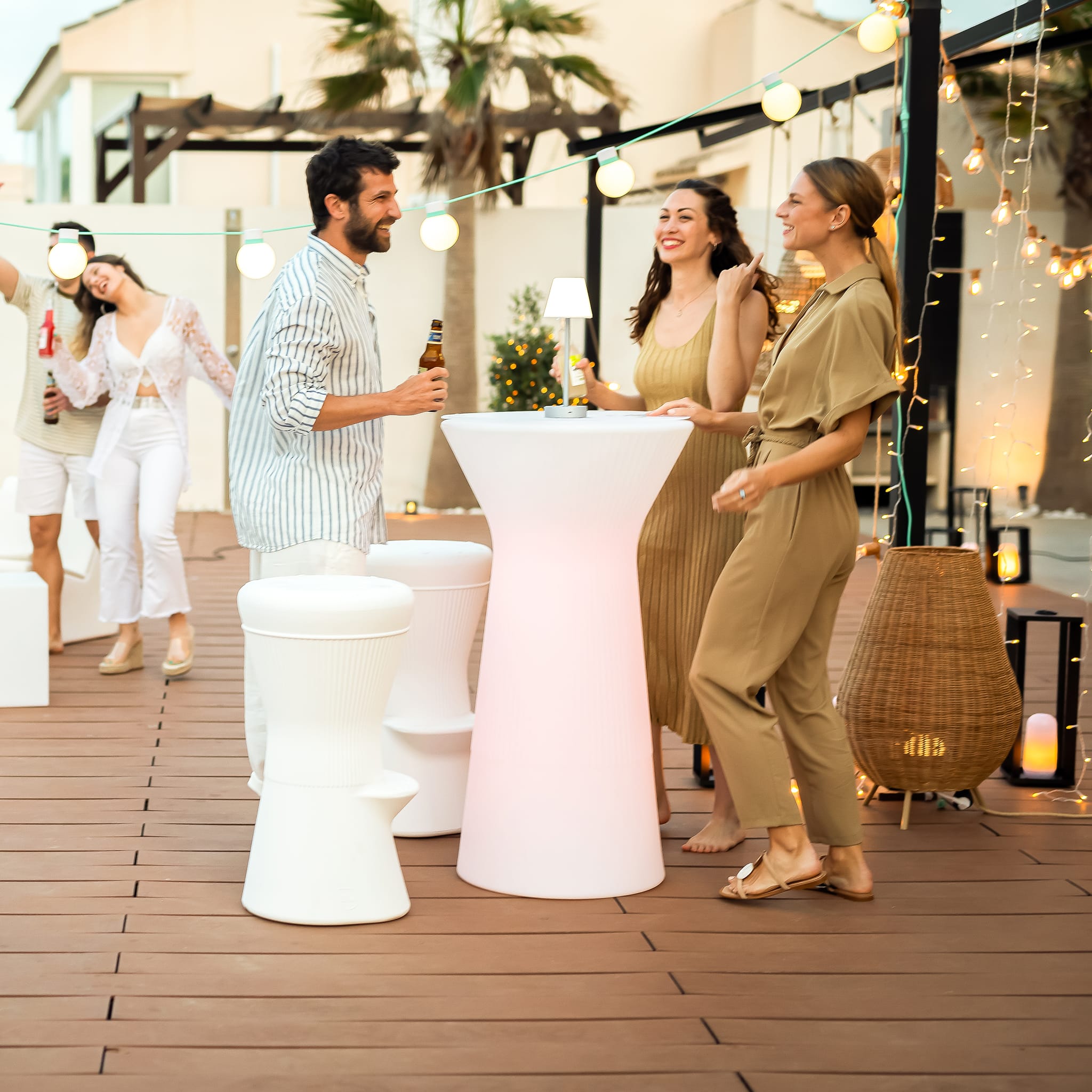 Capri 110 - Indoor & Outdoor Bar Table