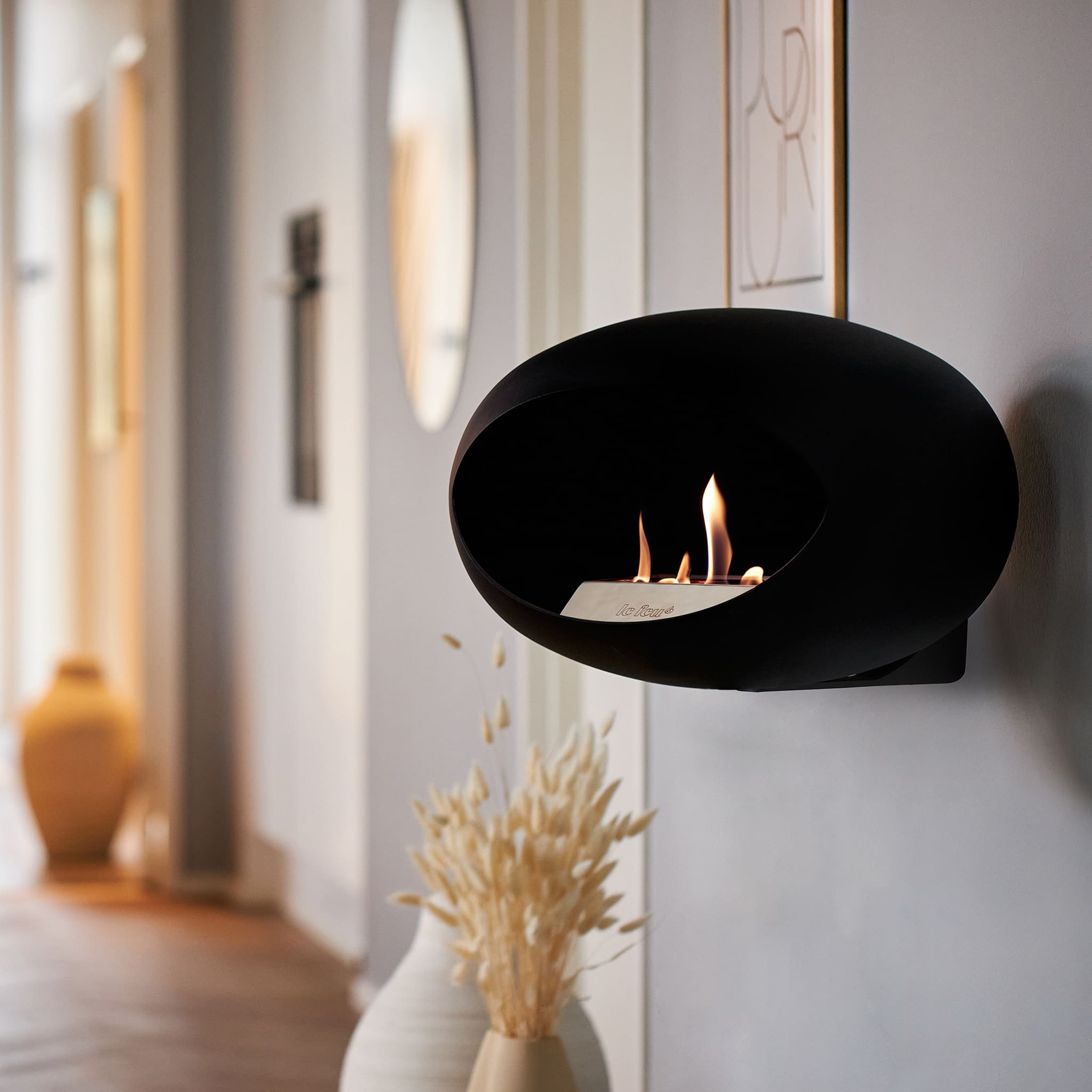 Le Feu Wall Dome - Black