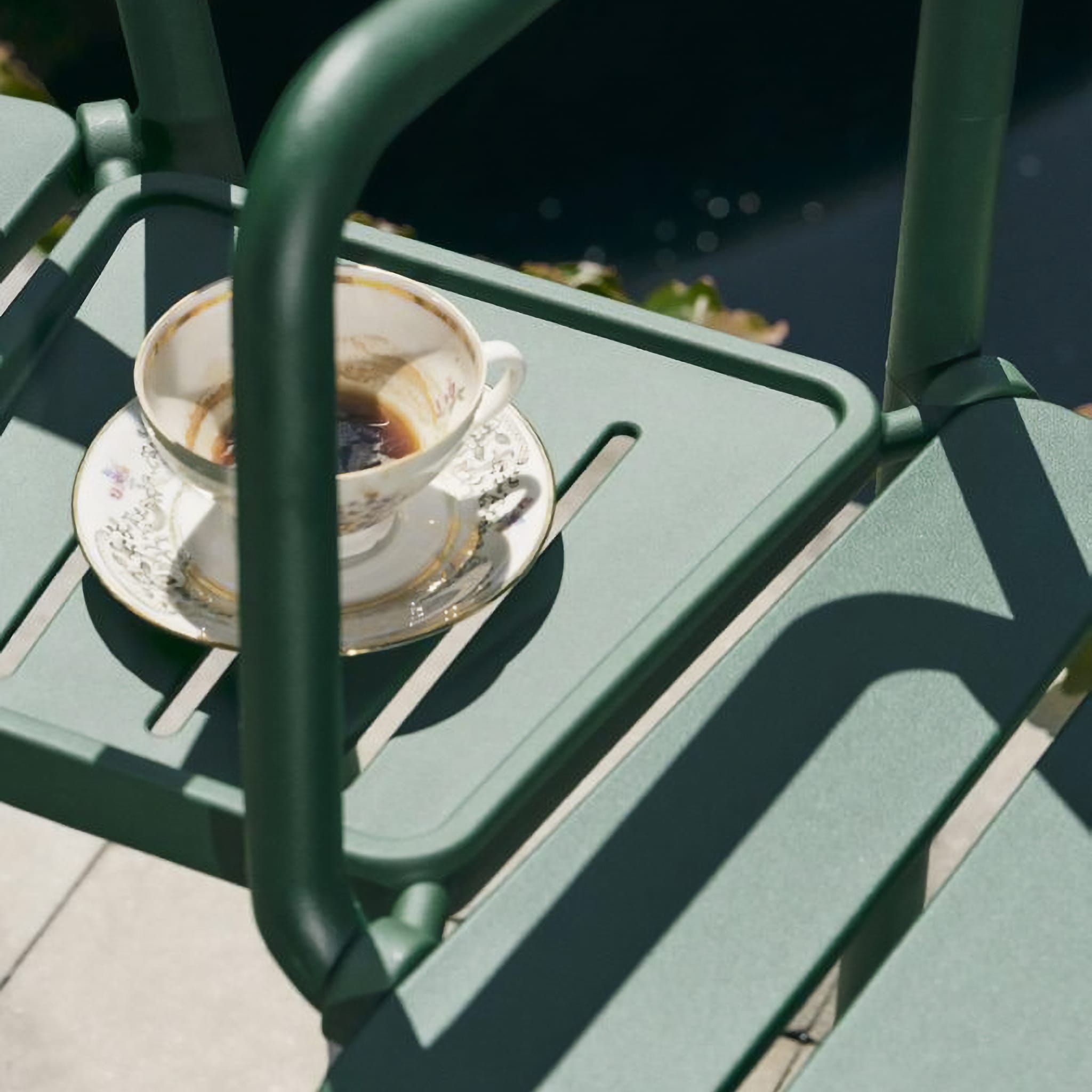 OUTO Armchair - Indoor & Outdoor Use