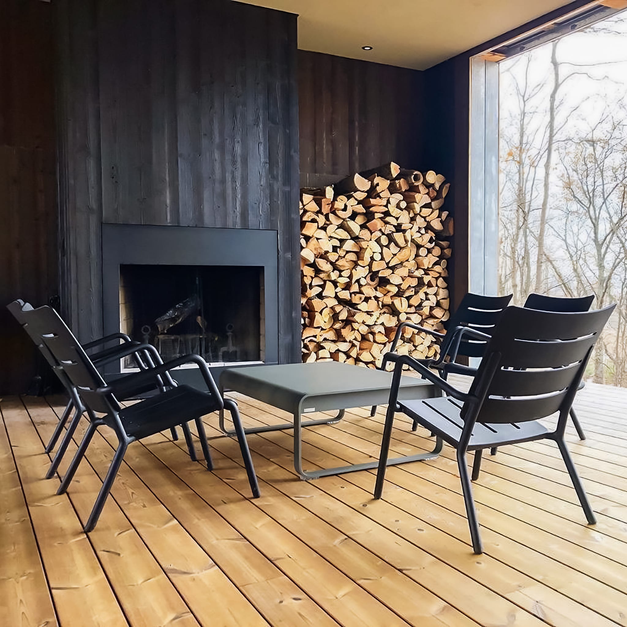 OUTO Lounge Chair - Indoor & Outdoor Use