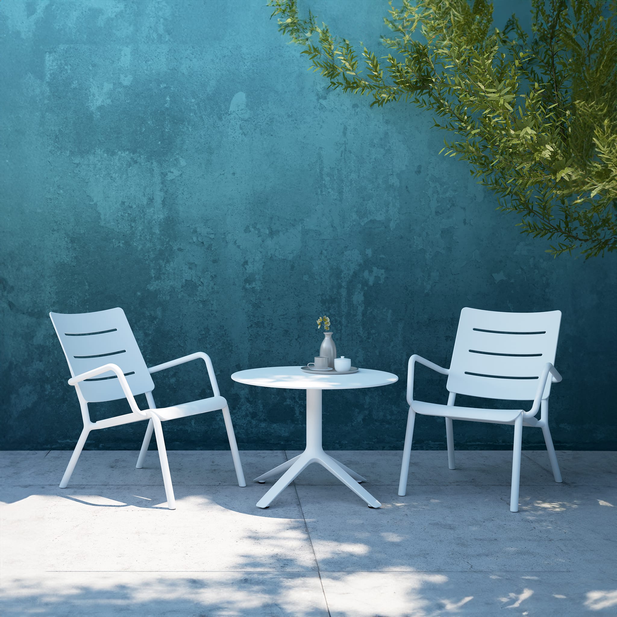 OUTO Lounge Chair - Indoor & Outdoor Use