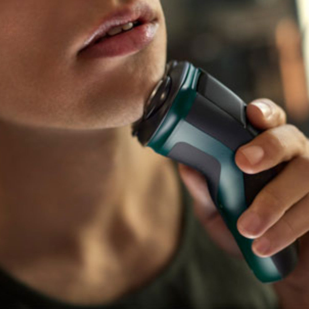 Philips X3002/00 Wet & Dry Electric Shaver