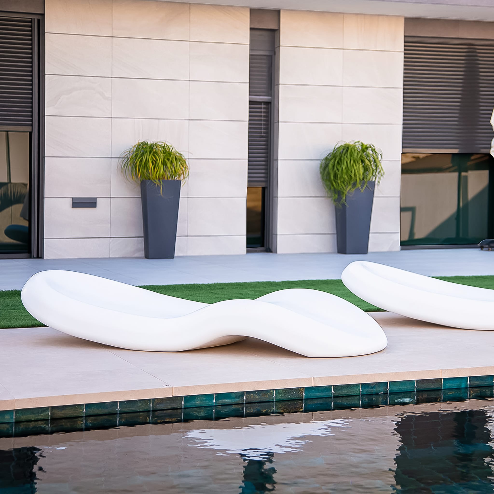 Rasa Sunlounger