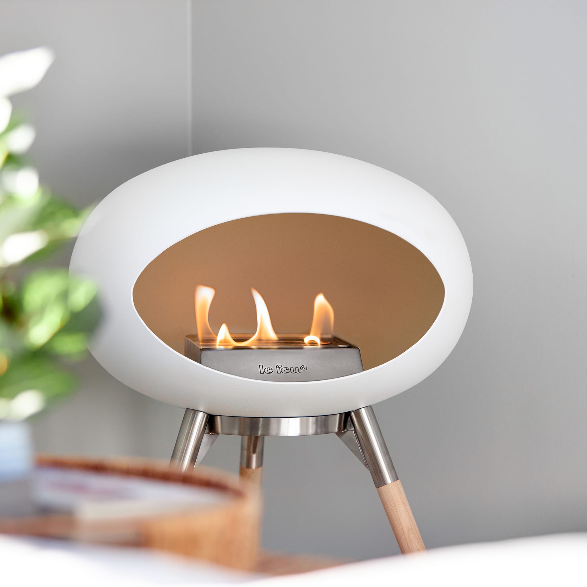 Le Feu Ground Low Dome - White